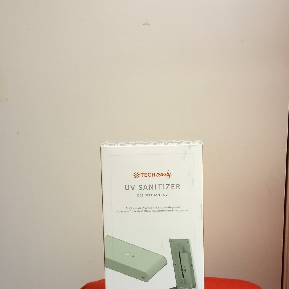 NWOT Santize disinfectant. NWOT - Picture 4 of 5